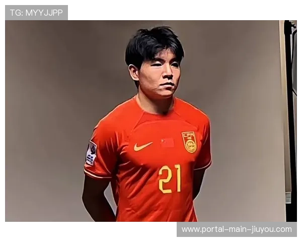 亚洲杯国脚身价暴涨！徐彬赴英伦，杨希加盟海港，拜合拉木签成都